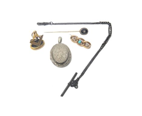 A Masonic bloodstone set fob seal, with a square, a compasses and a star motif, a gold, turquoise and seed pearl set brooch, 