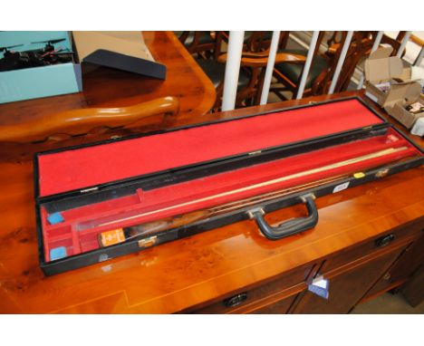 'The Cannon' two piece snooker cue in case