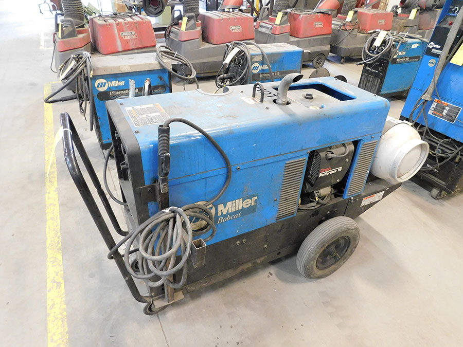 MILLER BOBCAT 225 CC/CV AC/DC 8,500 WATT GENERATOR/WELDER, ONAN