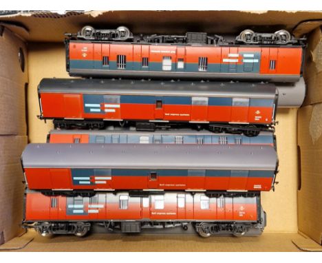 A quantity of red and black Bachmann Rail Express System wagons 00 gauge (1 box)