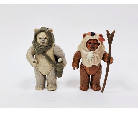 Two Vintage Star Wars Last 17 Action Figures&nbsp;to include Paploo with staff and Lumat (no bow) (2)
