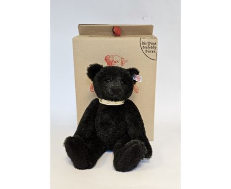 Steiff Teddy Bear dark green bear 32cm, Limited Edition No.00613 of 2008 pieces with box, bag and Certificate