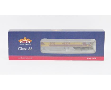 Bachmann Branch-line OO gauge model railways ' Class 66 diesel 66209 EWS (weathered) ' no. 32-735, boxed