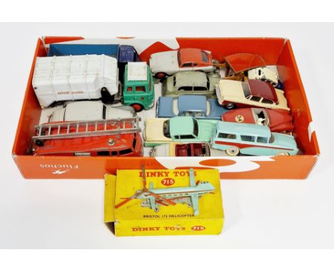 Eighteen Dinky loose playworn diecast vehicles including Lagonda, Oldsmobile, Bentley S2 no.194, Rolls-Royse silver wraith no