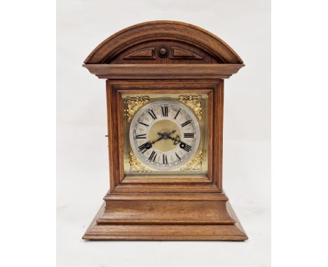 Early 20th century oak cased 8-day bracket clock, the movement by Junghans of Germany, the domed top over a glass door openin