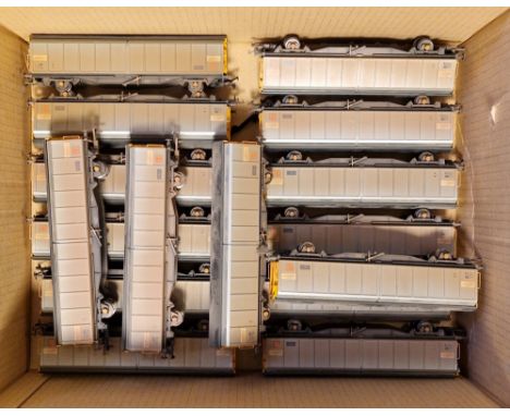 One box of Bachmann plastic rolling stock, wagons 00 gauge (16)