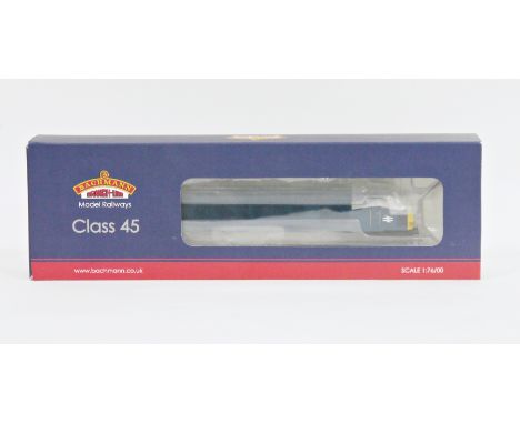 Bachmann Branch-line OO gauge model railways ' Class 45 diesel 45120 BR blue ' no. 32-677A, boxed