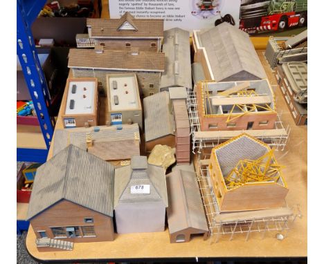 A quantity of Bachmann 00 gauge model railway buildings (3 pieces boxed) and accessories