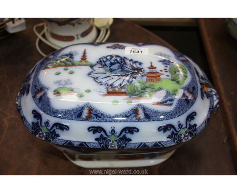 A large Copeland Spode 'Landscape' Soup Tureen