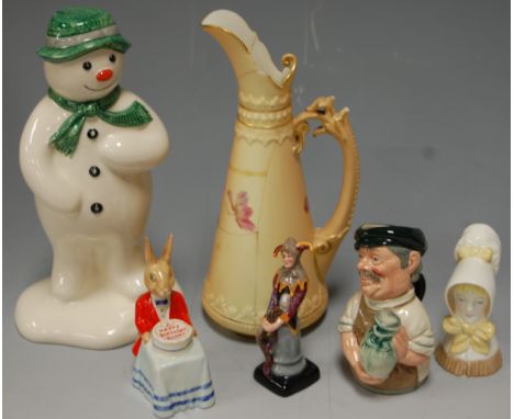 Mixed ceramics to include; Royal Worcester blushware jug (a/f), Royal Doulton Bunnikins figure, Royal Doulton collectors figu