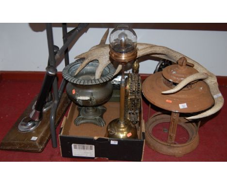 A collection of miscellaneous items, to include; pair of beer pumps, brass pedestal lamp, samovar etc 