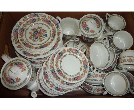 Large selection of Alfares De Pontesampaio table ware comprising plates, cups, saucers, soup bowls, teapots, coffee pots etc.