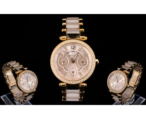 Michael Kors MK 6110 - Ladies Mini Parker Two Tone Gold Town Steel / Ceramic Chronograph Wrist Watch. Features Rose Gold Dial