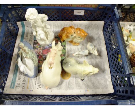 A SMALL TRAY OF BESWICK ANIMAL FIGURES, ROYAL WORCESTER STYLE FIGURE ETC 