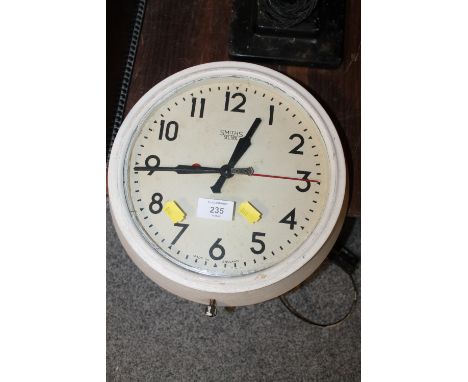 A VINTAGE CIRCULAR SMITHS SECTRIC WALL CLOCK 