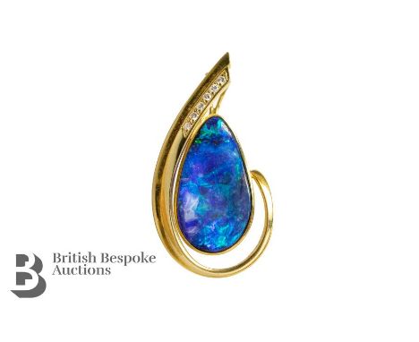 18ct (750) yellow gold, intense black opal and diamond pendant, set with six diamonds approx 9 pts, approx 25 x 14mm, approx 