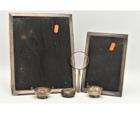 AN ASSORTMENT OF SILVERWARE, to include a rectangular form silver picture frame with engine turned pattern, approximate lengt