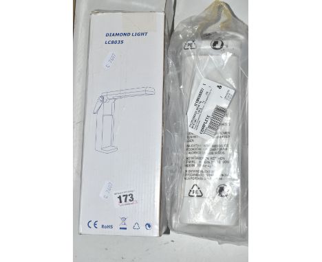 A BOXED FLUORESCENT FOLDING BENCH LAMP, diamond light, product number LC8035, EU plug (condition report: not tested, we canno