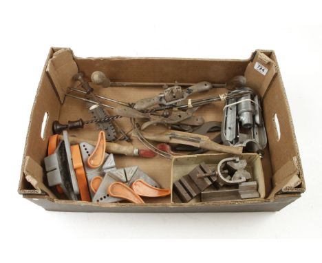 A box of tools G