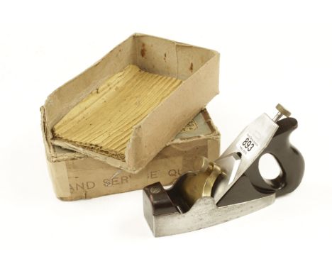 A little used late model NORRIS A5 smoother 90% orig 2 1/8" Norris iron remains, engine turned sides wearing in orig part box