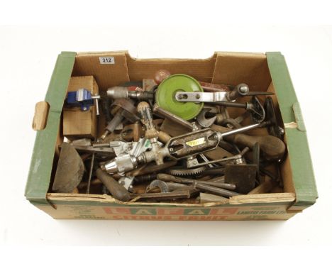 A box of tools G 