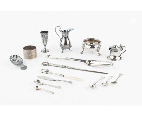 A George III silver marrow scoop, by William Chawner II, London 1810, 22.5cm long, and other assorted small silver to include