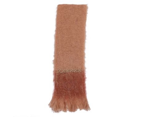 A Loewe winter scarf in shades of pink
73% Mohair, 27% wool
18cm x 140cmGood