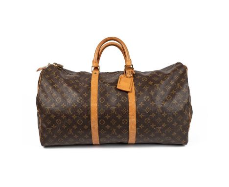 Louis Vuitton Paris 'Keepall 55' bag in iconic Louis Vuitton Monogram Canvas, made in France. With padlock (no key), padlock 
