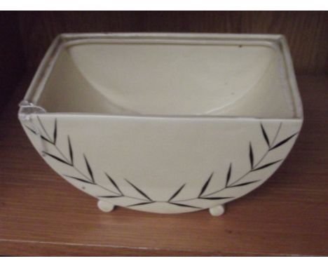 Art Deco Bizarre by Clarice Cliff 