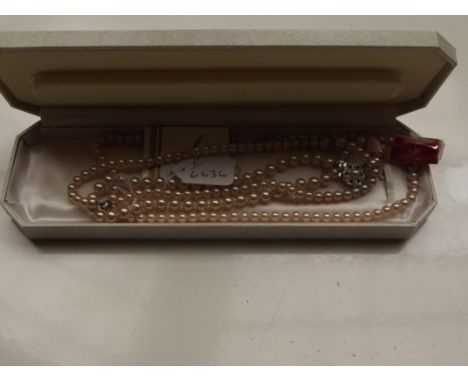 Simulated pearl necklace