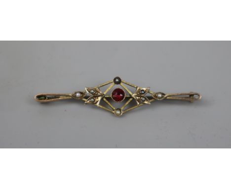 9ct gold broach set with ruby and pearl 