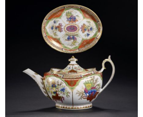 A CHAMBERLAIN WORCESTER DRAGON IN COMPARTMENTS PATTERN OVAL TEAPOT, COVER AND STAND, C1810  18cm h ++Professional restoration