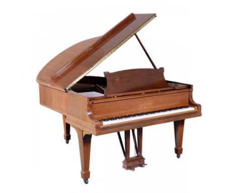 A MAHOGANY GRAND PIANO BY STEINWAY & SONS, C1929 number 265235, maker's PATENT TUBULAR METALLIC ACTION FRAME, 177cm l, ivorin