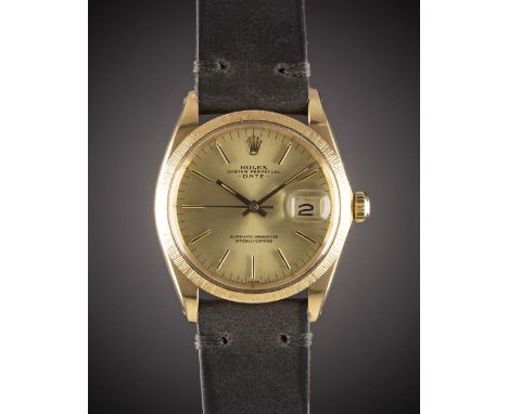 A GENTLEMAN'S 18K SOLID YELLOW GOLD ROLEX OYSTER PERPETUAL DATE WRIST WATCHCIRCA 1966, REF. 1503 WITH CHAMPAGNE SUNBURST DIAL