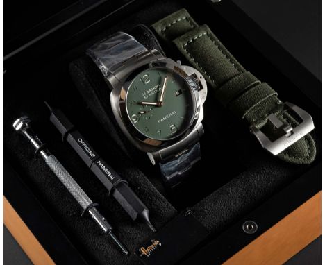 A GENTLEMAN'S UNWORN TITANIUM PANERAI LUMINOR 1950 MARINA BRACELET WATCHDATED 2016, REF. PAM00693 HARRODS LIMITED EDITION OF 