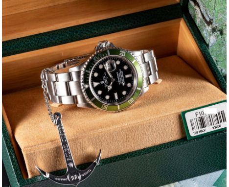 A RARE GENTLEMAN'S STAINLESS STEEL ROLEX OYSTER PERPETUAL DATE "ANNIVERSARY" SUBMARINER BRACELET WATCHDATED 2003, REF. 16610L