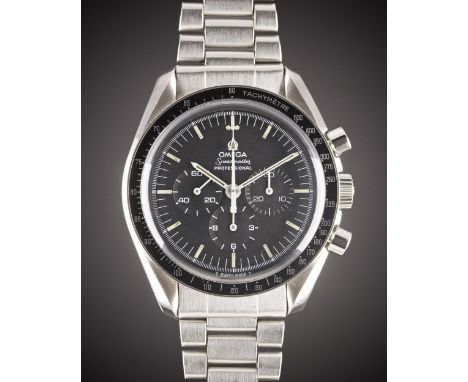A GENTLEMAN'S STAINLESS STEEL OMEGA SPEEDMASTER PROFESSIONAL CHRONOGRAPH BRACELET WATCHCIRCA 1978, REF. 145.022-76 ST WITH OM