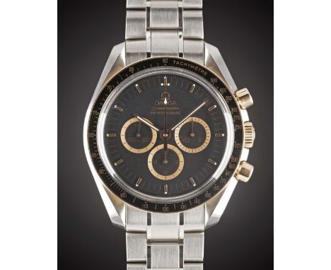 A GENTLEMAN'S STAINLESS STEEL & ROSE GOLD OMEGA SPEEDMASTER PROFESSIONAL "APOLLO 15" CHRONOGRAPH BRACELET WATCH DATED 2007, R