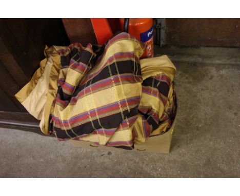 A pair of fully lined curtains 