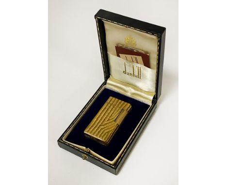 DUNHILL ROLLER GAS LIGHTER - CASED IN DUNHILL BOX