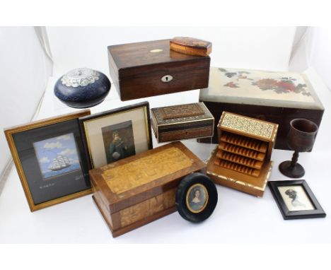 A collection of vintage boxes to include Japanese lacquered box, a Victorian rosewood box, Eastern mosaic example, a lacquere