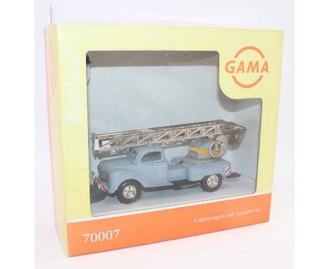 Gama 70007 boxed "Leiterwagen mit Gaslaterne" (lighting truck with lamp) mint boxed.