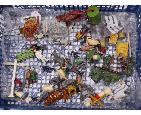 A tray containing approx 50 various lead hollow cast miniatures by Britains, Hill Co, and other mixed lead manufactures, to i