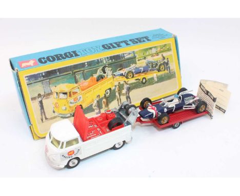 Corgi Toys Gift Set 6 Cooper-Maserati racing set, which includes a 490 VW Breakdown Truck in white, plus a Cooper Maserati F1