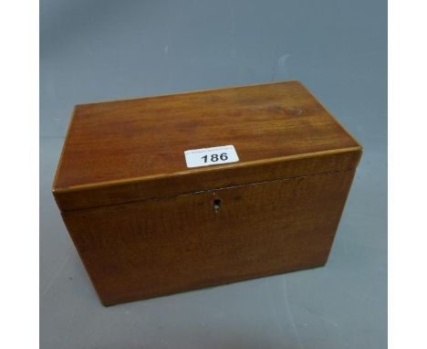 A 19th century mahogany tea caddy, H.16 W.23 D.13cm 