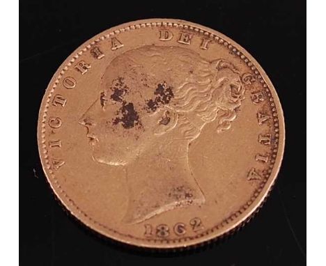 Great Britain, 1862 gold sovereign, Victoria young head, rev; crowned quartered shield. (1)Condition report: Would benefit fr