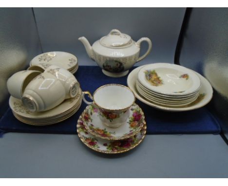 Palissy part tea set, country roses trio and fruit bowl and dishes