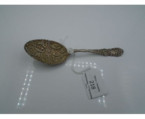 A Sliver Tea Caddy spoon Hallmarked Birmingham CS * FS 1898? total weight 15.80g  ( has a small split )