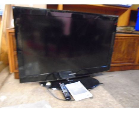 samsung 40" tv with remote and manual
