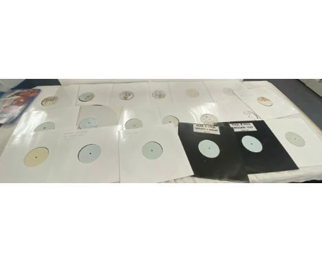 Large selection of 12 inch dance, R&amp;B and soul record singles to include Tam Tam, Clubland, Stoned Democracy etc 